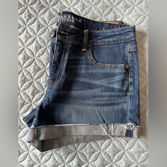 AE denim shorts, size 14 - Picture 4 of 7